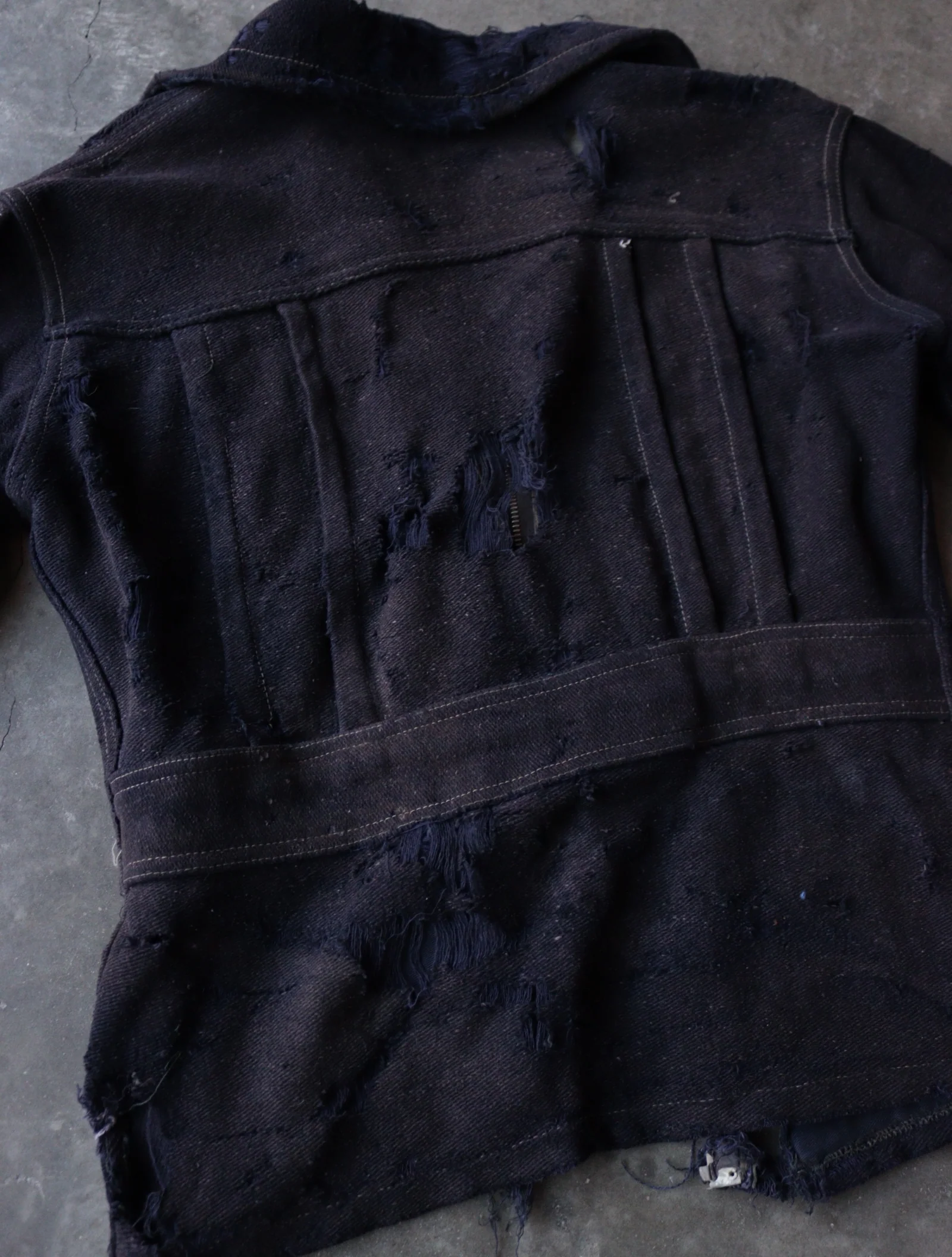 1930S THRASHED BLACK WOOL COSSACK WORK JACKET - Image 4