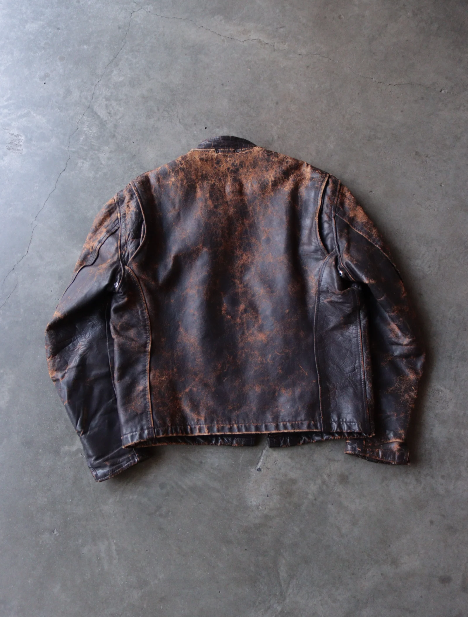 1950S DISTRESSED STEERHIDE LEATHER JACKET - Image 5