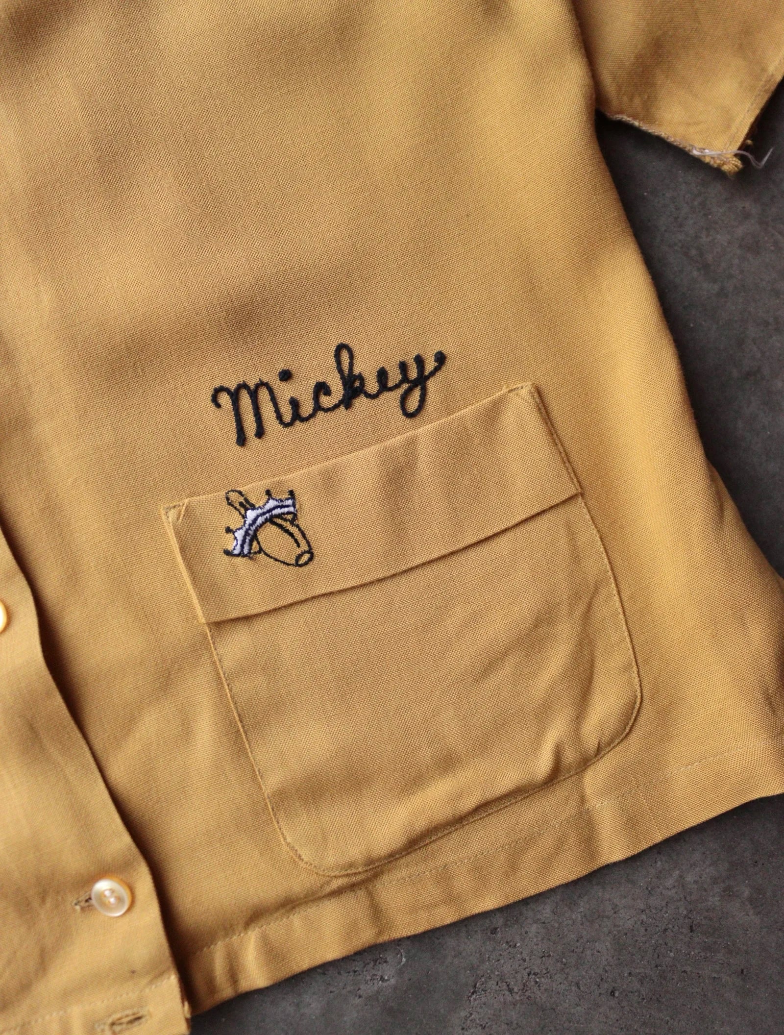 1960S MT FUJI CHAINSTITCHED RAYON BUTTON UP SHIRT - Image 4