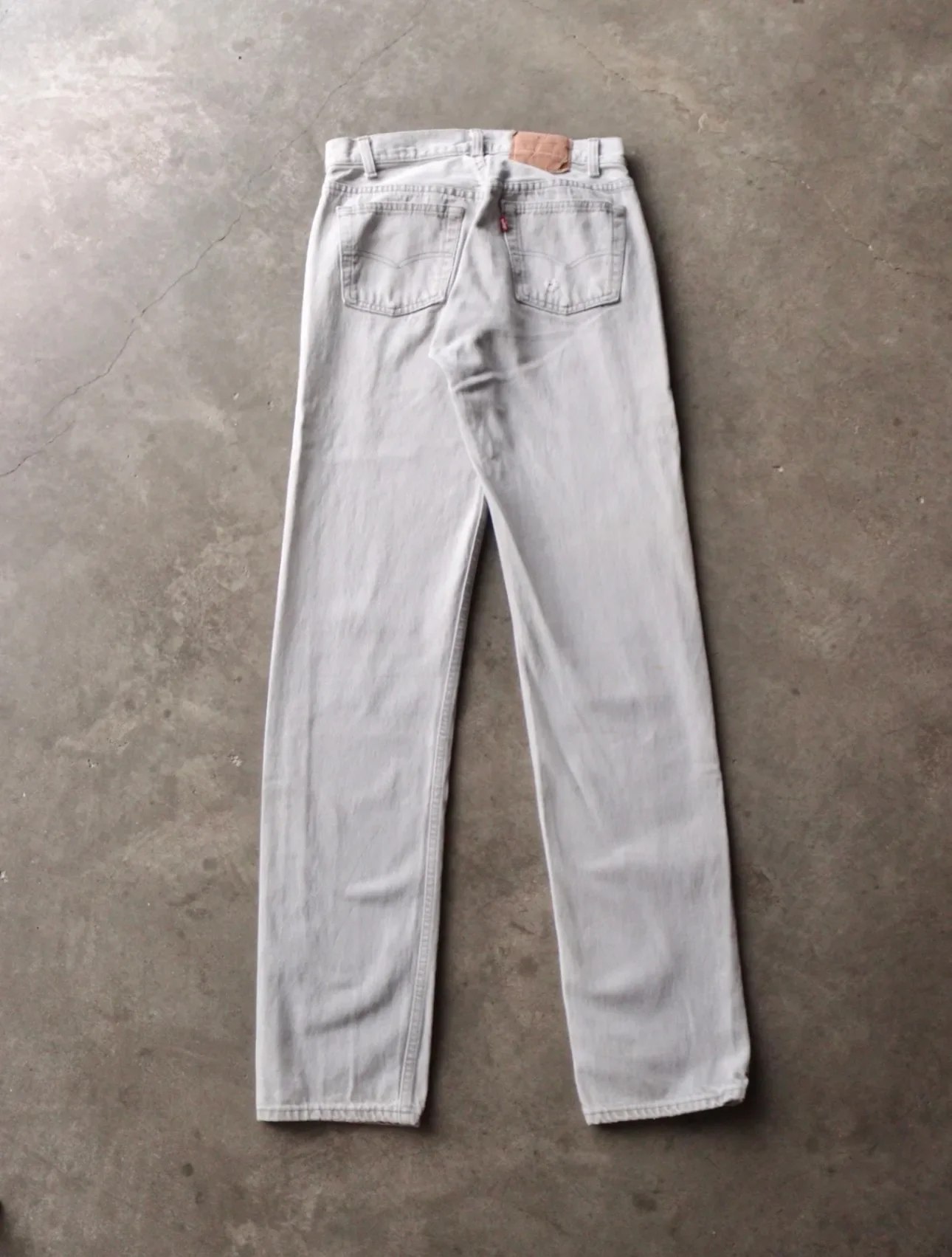 1980S FADED GRAY LEVI'S 501 DENIM PANTS - Image 3