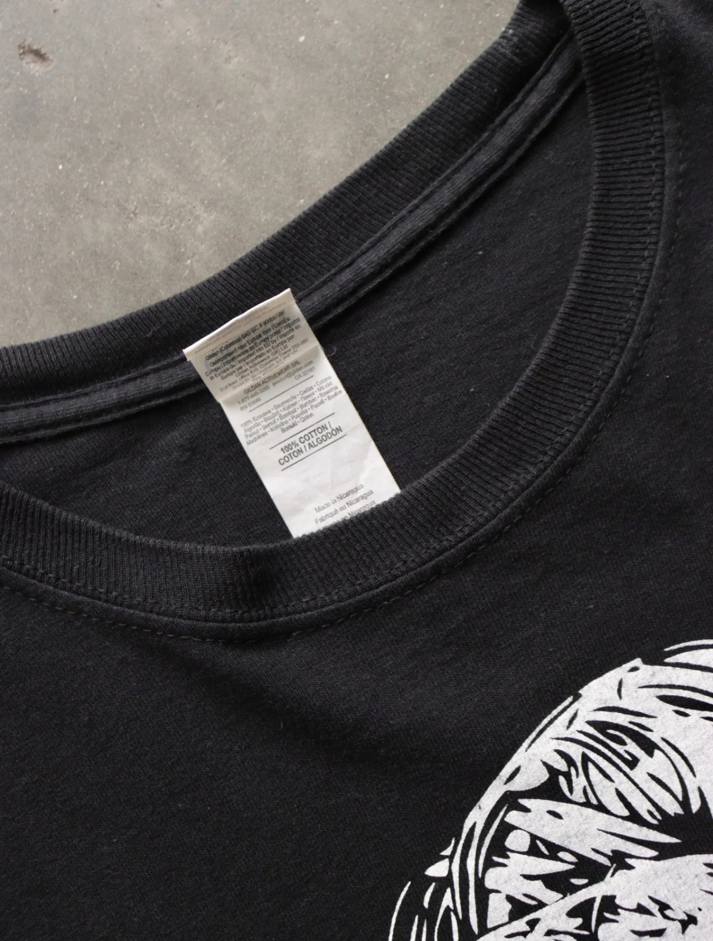 2000S CRYSTAL CASTLES MADONNA RUSSIA TEE - Image 4