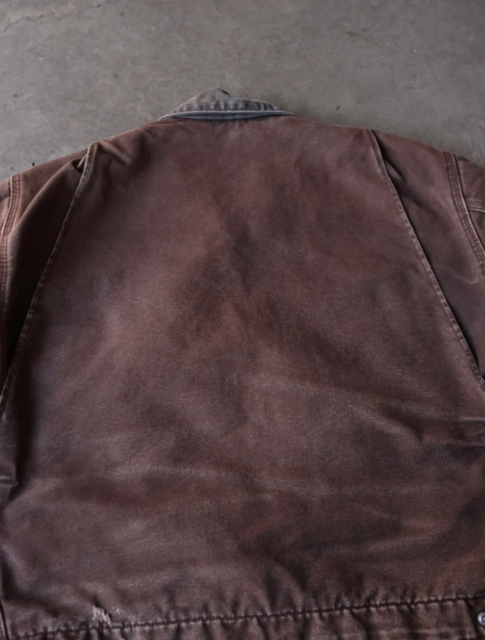 (RESERVED) 2000S CARHARTT FADED BROWN DISTRESSED DETROIT WORK JACKET - Image 4